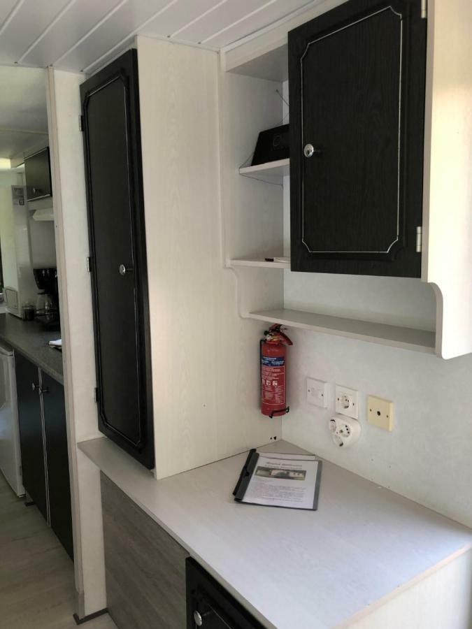 Mobilheim Am Wald Apartment Bernau bei Berlin Bagian luar foto