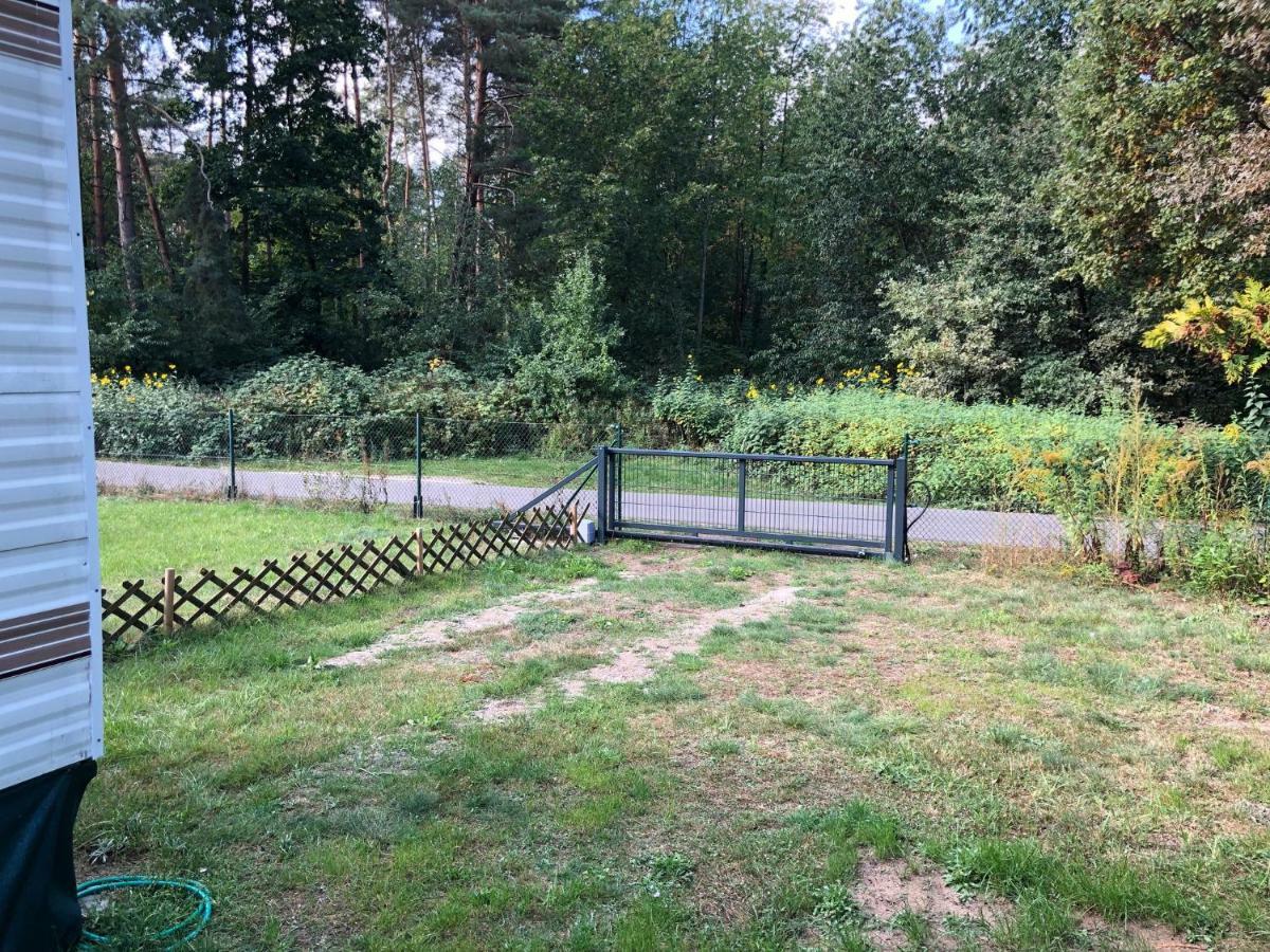 Mobilheim Am Wald Apartment Bernau bei Berlin Bagian luar foto